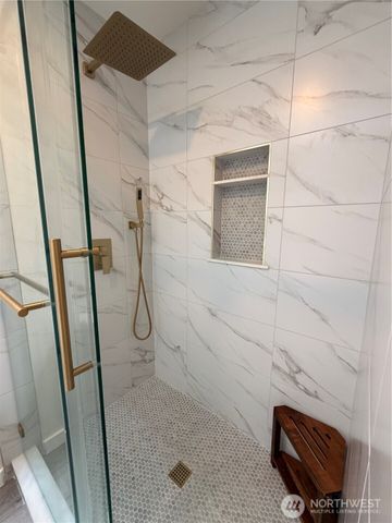 24505 229th Court SE, Maple Valley, WA 98038