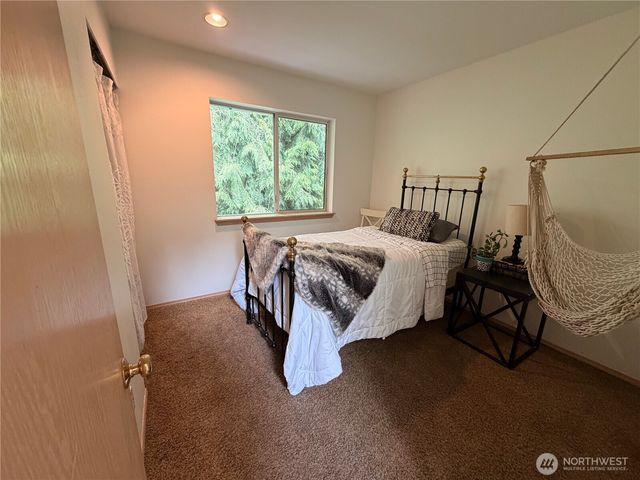 24505 229th Court SE, Maple Valley, WA 98038