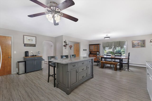 6 Hadley Path, West Brookfield, MA 01585