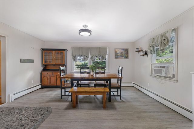6 Hadley Path, West Brookfield, MA 01585