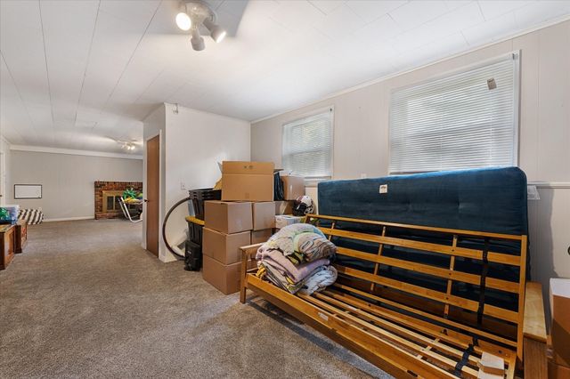 6 Hadley Path, West Brookfield, MA 01585