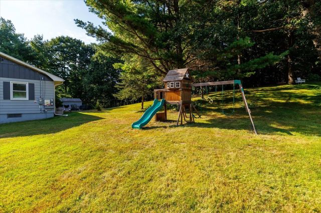 6 Hadley Path, West Brookfield, MA 01585