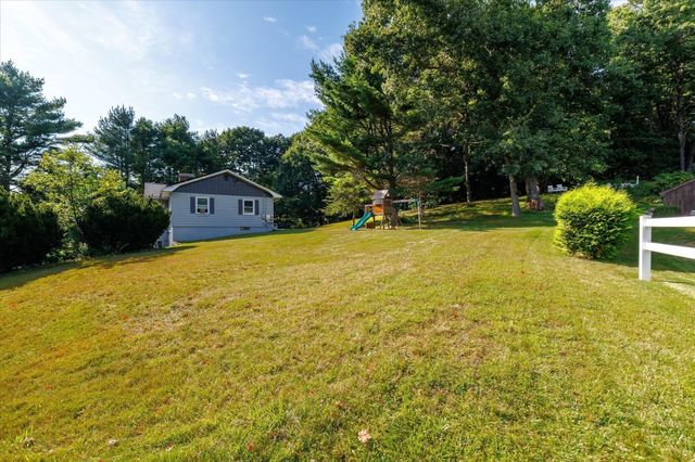 6 Hadley Path, West Brookfield, MA 01585