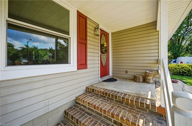 5341 Angus DR, Virginia Beach, VA 23464