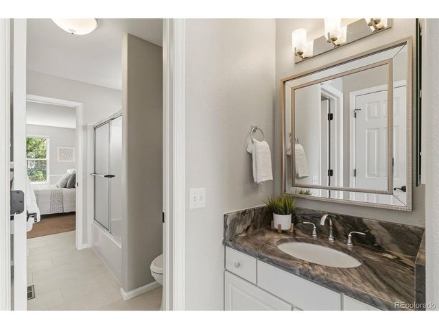 8164 Lone Maple Ln, Lone Tree, CO 80124
