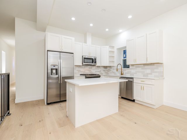 1830 S Peoria Street 1, Chicago, IL 60608