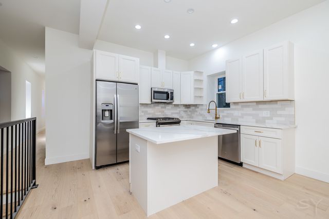 1830 S Peoria Street 1, Chicago, IL 60608