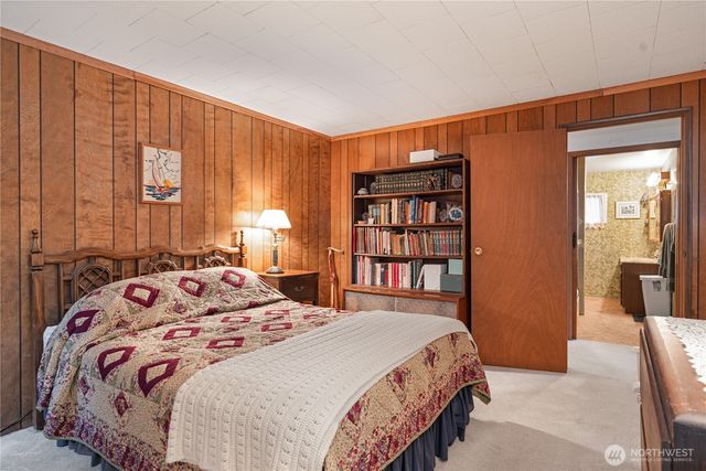 402 E Madrona Boulevard NW, Lakebay, WA 98349