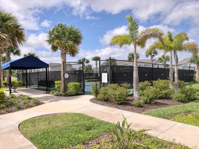 7724 SALOON LANE, Sarasota, FL 34240