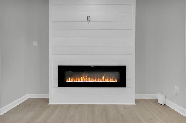 6493 Menlo Way, Rex, GA 30273