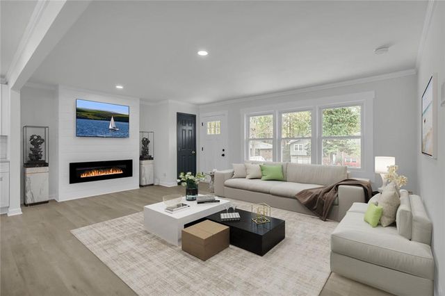 6493 Menlo Way, Rex, GA 30273