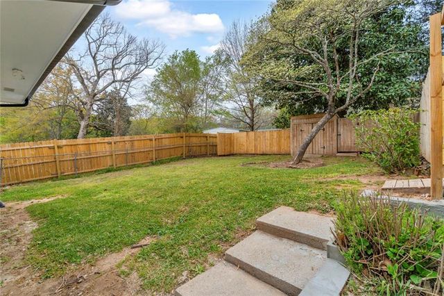 6493 Menlo Way, Rex, GA 30273