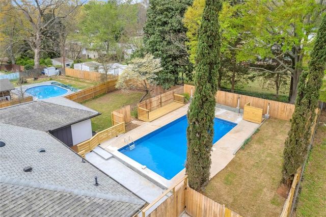 6493 Menlo Way, Rex, GA 30273