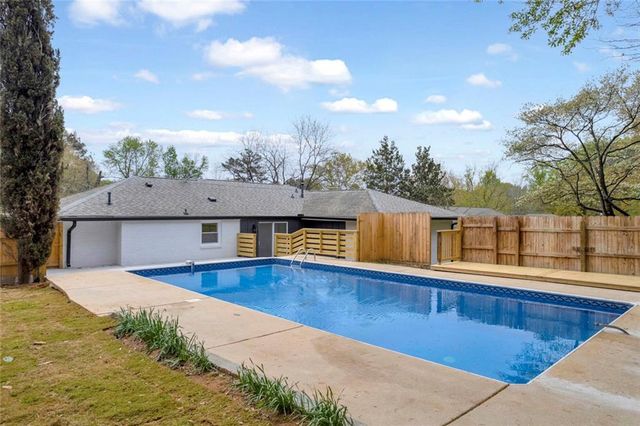 6493 Menlo Way, Rex, GA 30273