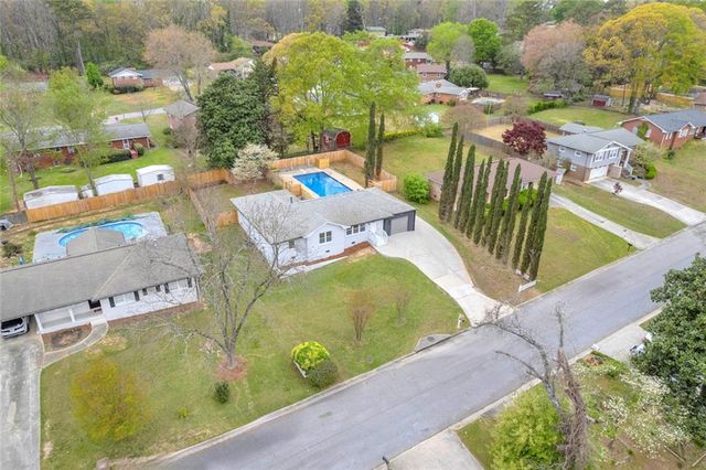 6493 Menlo Way, Rex, GA 30273