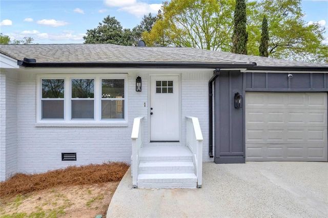 6493 Menlo Way, Rex, GA 30273