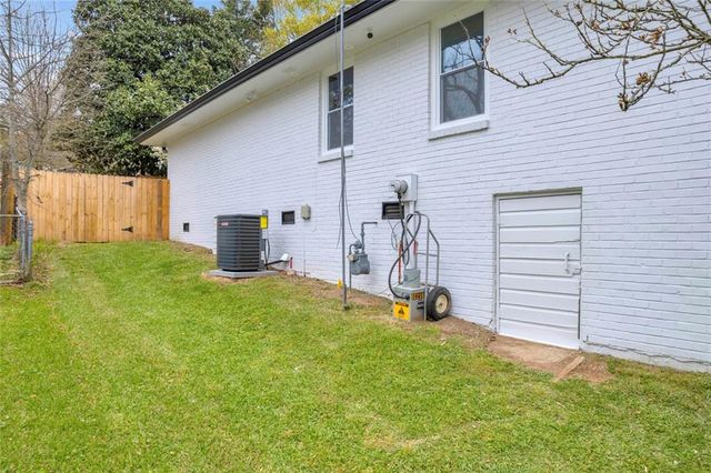 6493 Menlo Way, Rex, GA 30273