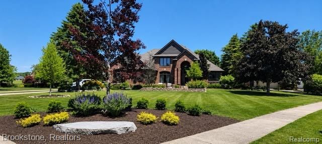 1270 Gleneagles, Highland Charter Township, MI 48357