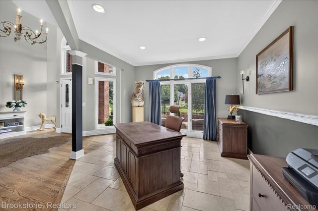 1270 Gleneagles, Highland Charter Township, MI 48357