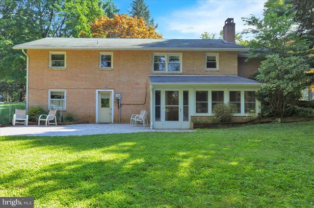 25 HOLLY DR, Lancaster, PA 17603