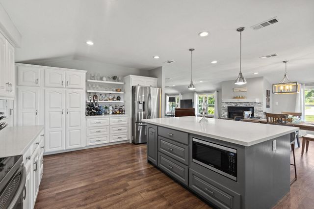 11731 NW State Highway 11, Whitewright, TX 75491