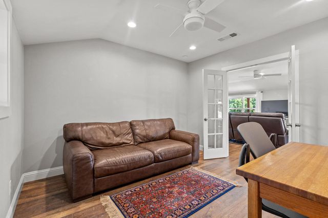 11731 NW State Highway 11, Whitewright, TX 75491