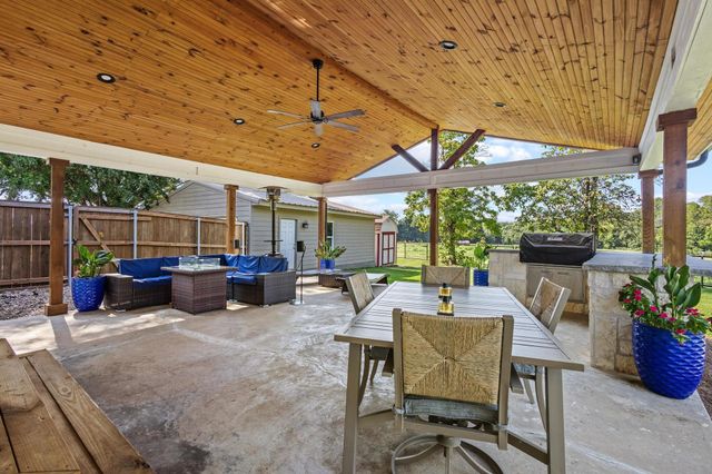 11731 NW State Highway 11, Whitewright, TX 75491