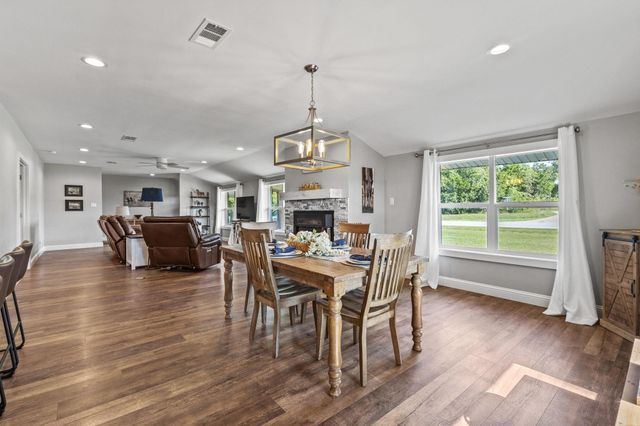 11731 NW State Highway 11, Whitewright, TX 75491