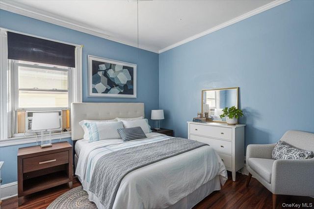 89-13 213th Street, Queens Village, NY 11427