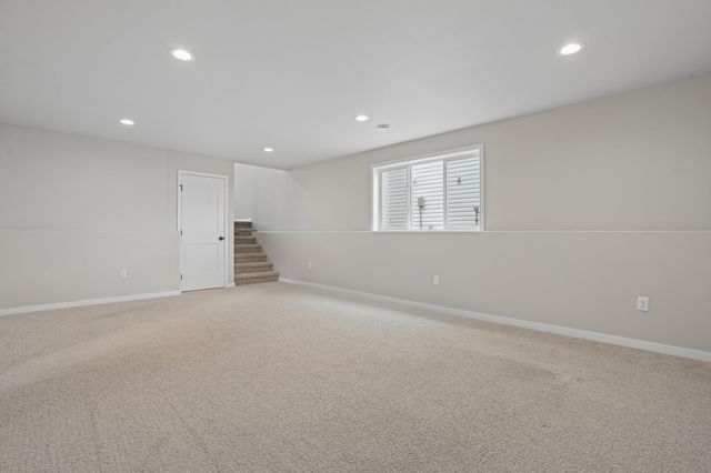 6612 28th Street S, Fargo, ND 58104