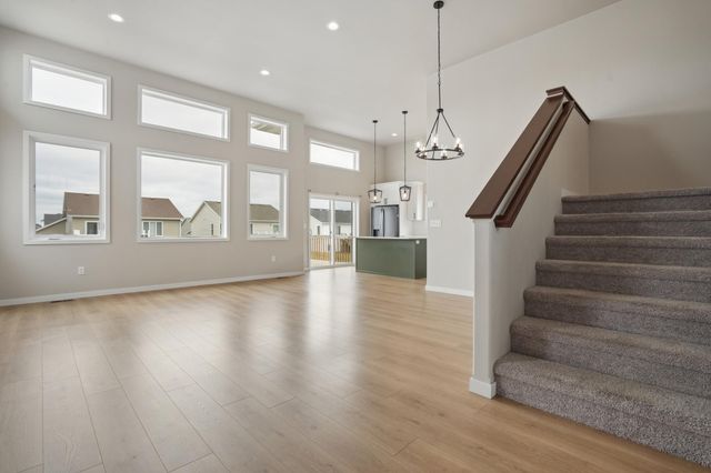 6612 28th Street S, Fargo, ND 58104