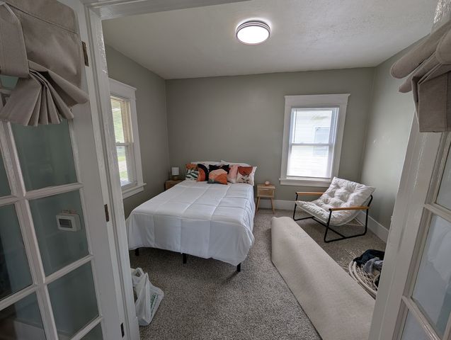 1742 N Howell Street, Davenport, IA 52804