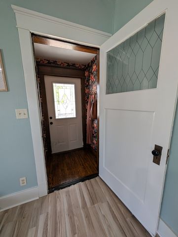 1742 N Howell Street, Davenport, IA 52804