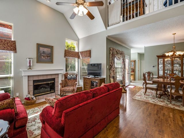 18011 Windflower Way, Dallas, TX 75252