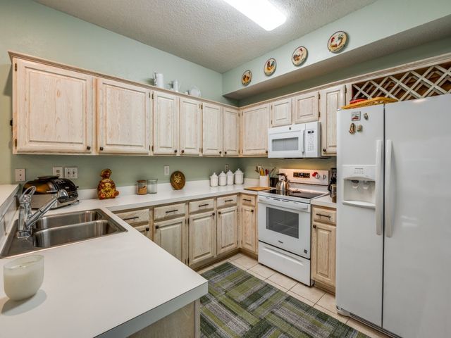 18011 Windflower Way, Dallas, TX 75252