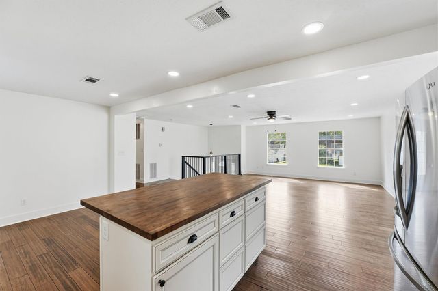 3211 Park Garden Drive, Houston, TX 77339