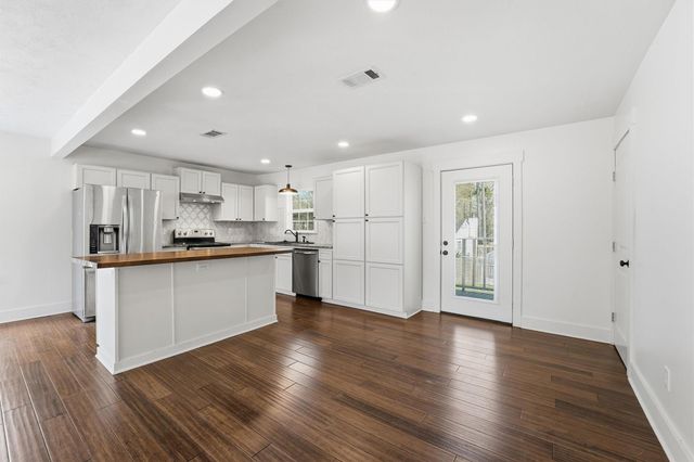 3211 Park Garden Drive, Houston, TX 77339