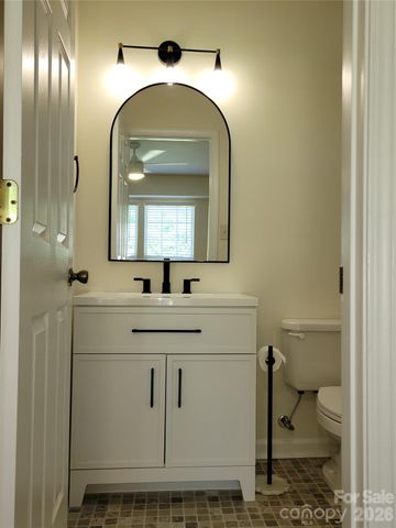 8012 Sheckler Lane, Matthews, NC 28104