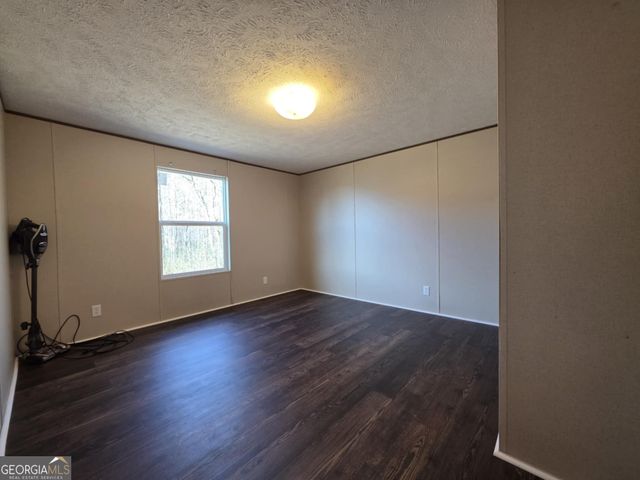 221B CATHEY Road, Mountain City, GA 30562