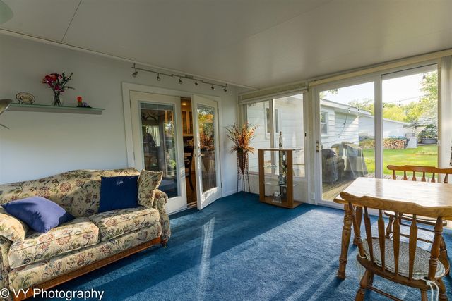 1641 Willowbrook Drive, Jenison, MI 49428