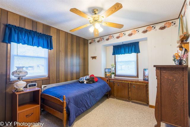1641 Willowbrook Drive, Jenison, MI 49428