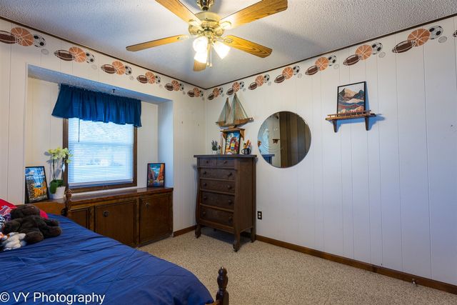 1641 Willowbrook Drive, Jenison, MI 49428