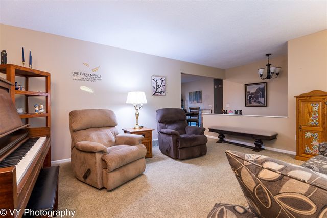 1641 Willowbrook Drive, Jenison, MI 49428