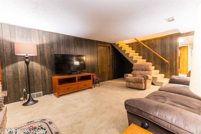 1641 Willowbrook Drive, Jenison, MI 49428