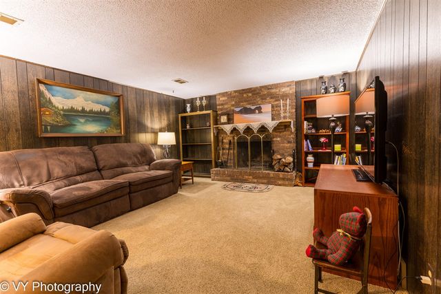 1641 Willowbrook Drive, Jenison, MI 49428