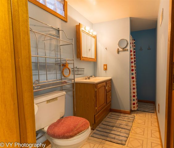 1641 Willowbrook Drive, Jenison, MI 49428