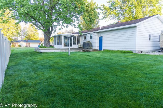 1641 Willowbrook Drive, Jenison, MI 49428