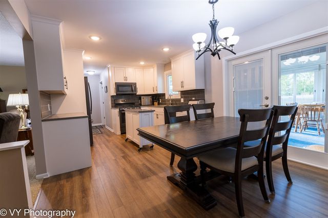 1641 Willowbrook Drive, Jenison, MI 49428