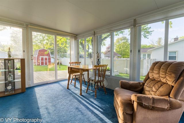 1641 Willowbrook Drive, Jenison, MI 49428
