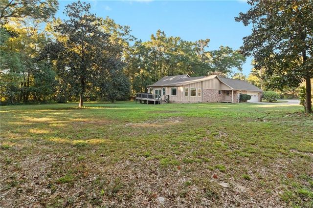 802 Pinewood Court, Daphne, AL 36526